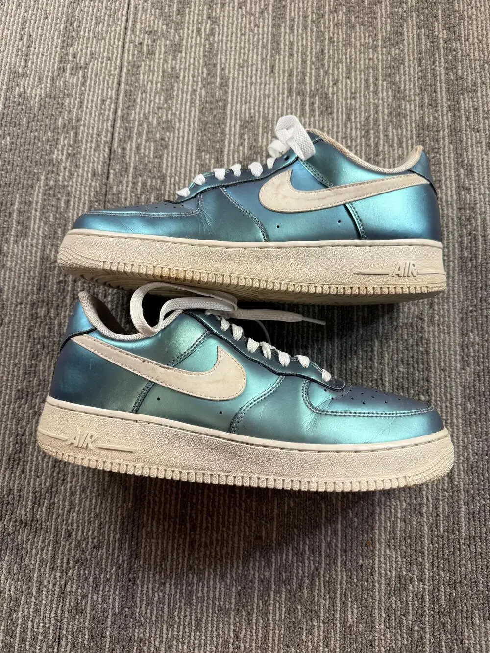 Nike Air Force 1 '07 LV8 Shoes Mens Size 9 Iridescent Teal Green Low 823511-301